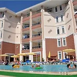 Апарт-отель Primera & App 3*