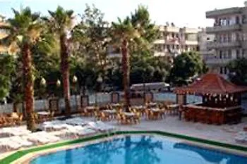 Primera & App Aparthotel