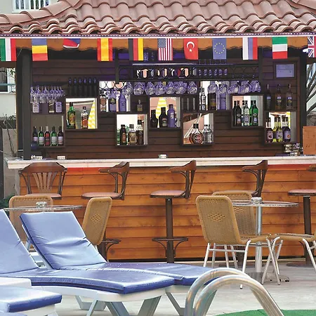 Primera & App Aparthotel Alanya