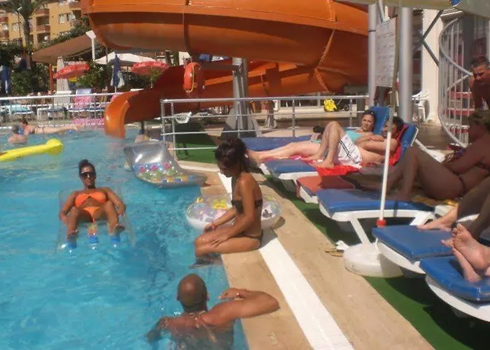 Primera & App ألانيا