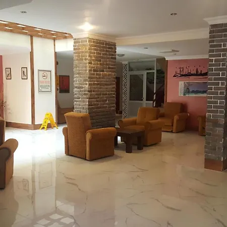 Primera & App Lejlighedshotel 3*